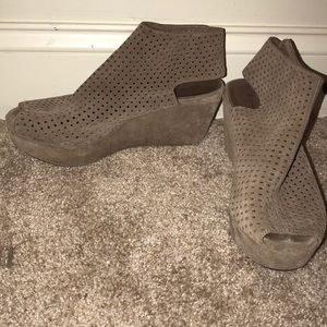 Wedges by- Chocolat Blu.